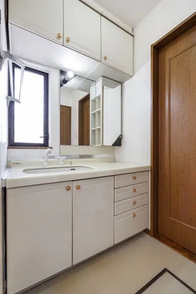 神奈川県横浜市戸塚区矢部町 一戸建て