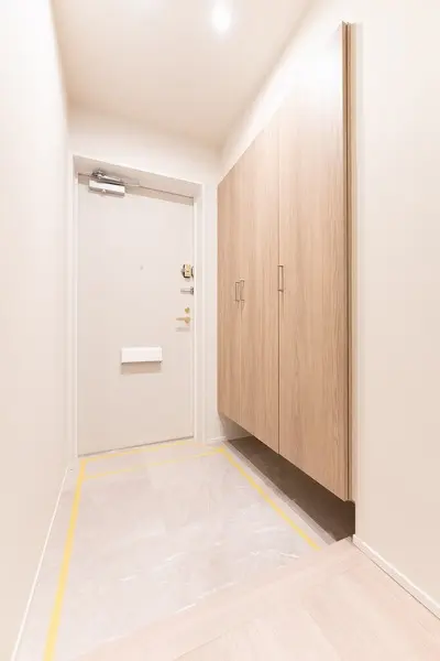 エルズ市川中山