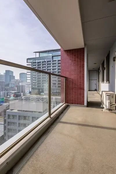 ザ・梅田タワー