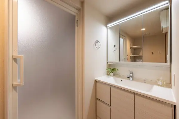 RICウエストコート5番街2番館