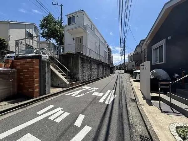 神奈川県横浜市戸塚区戸塚町 一戸建て
