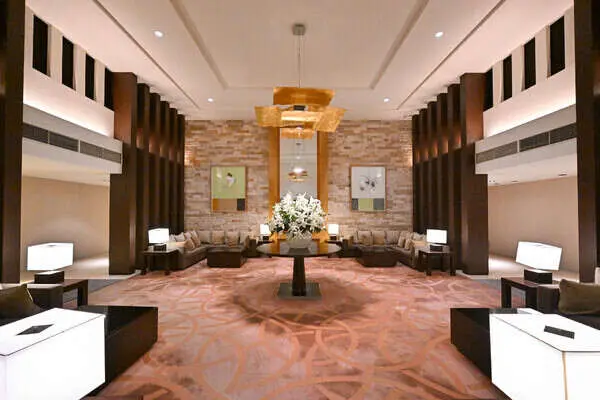 M.M.TOWERS FORESIS R棟