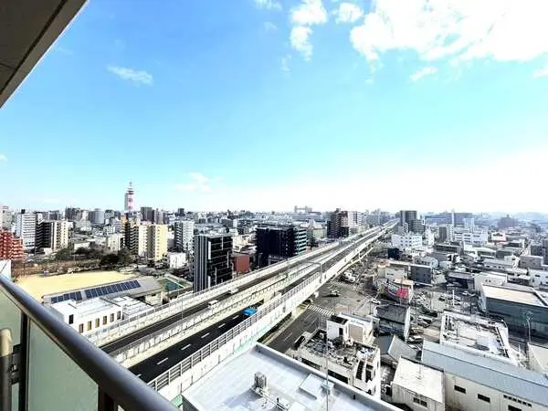 リーデンススクエア金山WEST