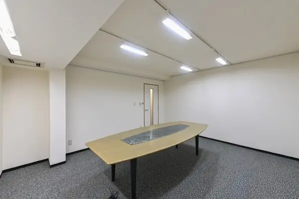 プレゼンテーションルーム(B1F)