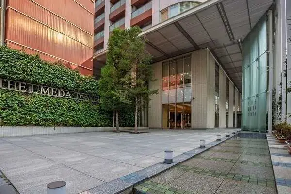 ザ・梅田タワー