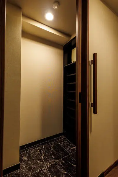 プレミスト京都御所西室町通