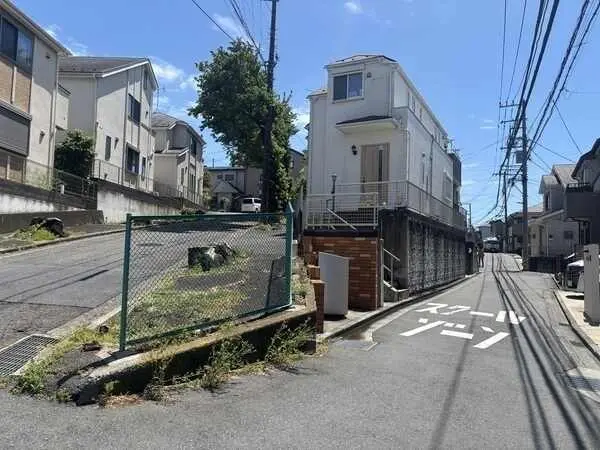 神奈川県横浜市戸塚区戸塚町 一戸建て