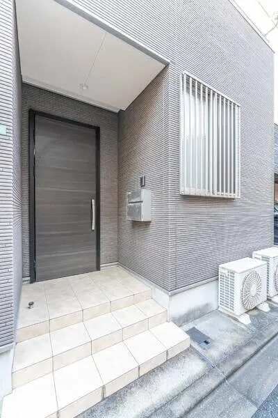東京都中野区中央３丁目 一戸建て