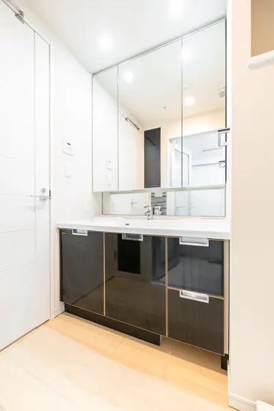 THE TOWER KOISHIKAWA