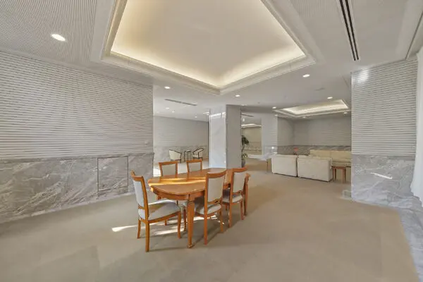 OAPレジデンスタワー西館