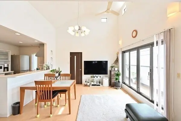 神奈川県横浜市青葉区荏子田１丁目 一戸建て