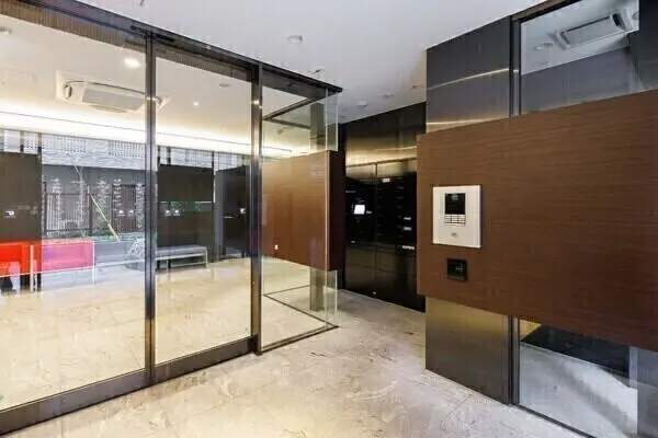 リビオレゾン新橋nex