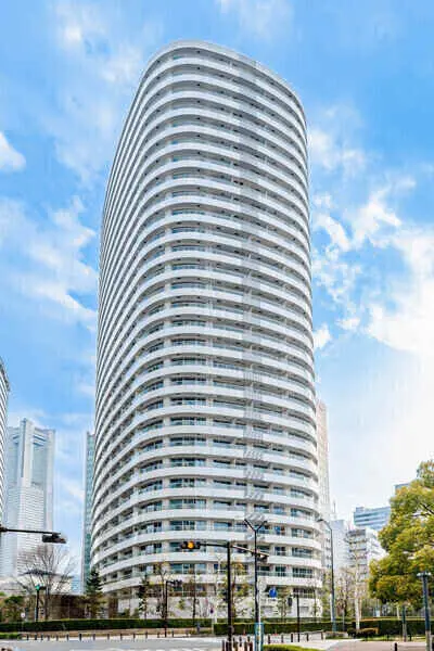 M.M.TOWERS FORESIS L棟