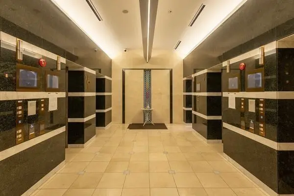 ザ・梅田タワー