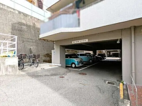 春日野マンション