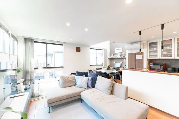 神奈川県川崎市高津区北見方１丁目 一戸建て