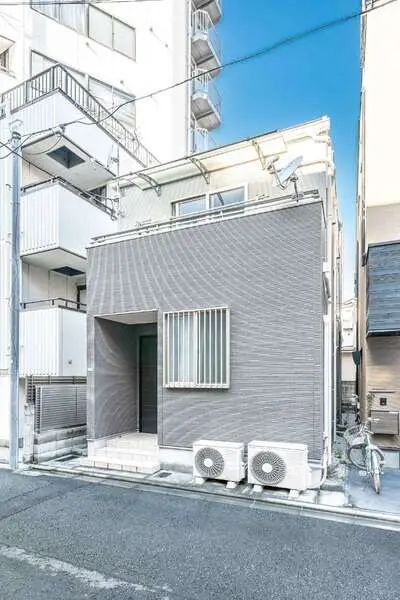 東京都中野区中央３丁目 一戸建て