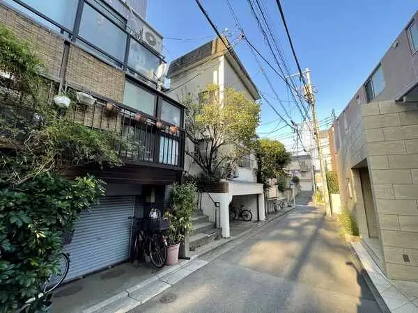 東京都渋谷区本町３丁目 一戸建て