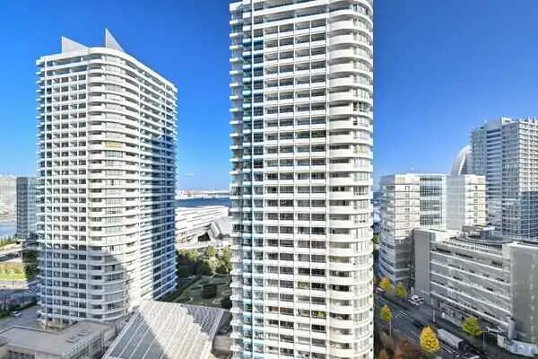 M.M.TOWERS FORESIS R棟