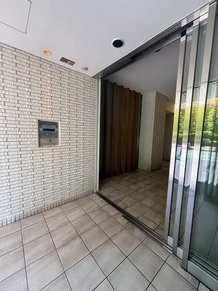 レジュールアッシュ梅田WEST