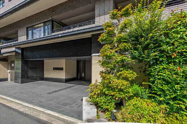 ザ・パークハウス御所西