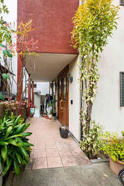 京都府京都市東山区大和大路通五条下る東入石垣町東側 一戸建て