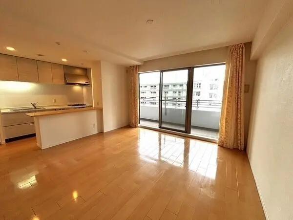 シーサイドレジデンスコスモスクエア駅前