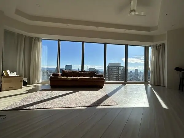 大阪ひびきの街ザ・サンクタスタワー