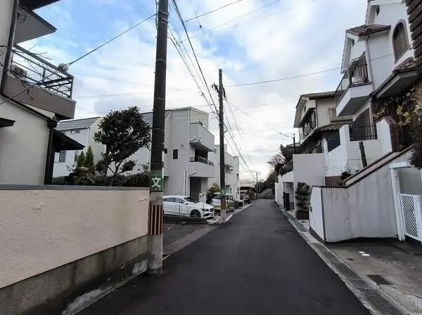 兵庫県西宮市甑岩町 土地