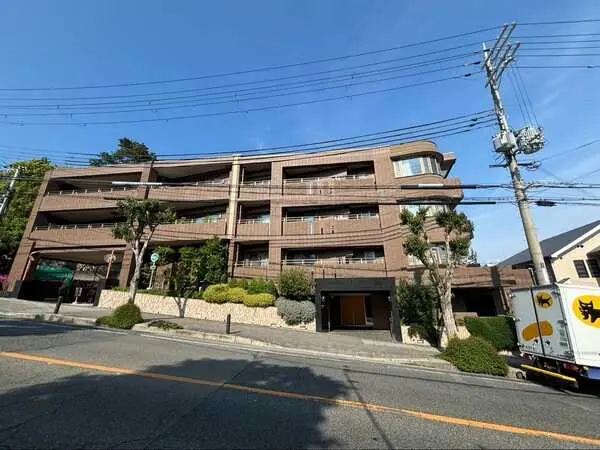 ファミールグラン六甲赤松町
