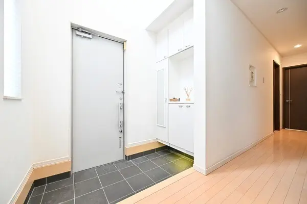 神奈川県横浜市青葉区荏子田１丁目 一戸建て