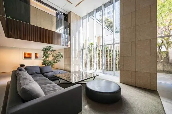 ブランズ麻布狸穴町