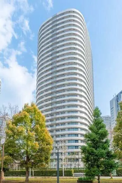 M.M.TOWERS FORESIS L棟