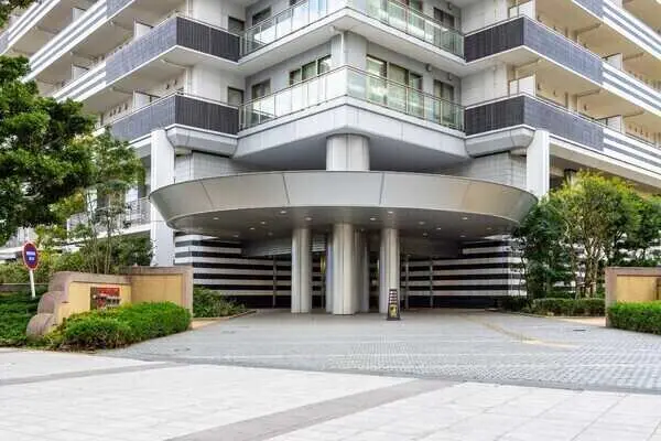 Wコンフォートタワーズ　EAST