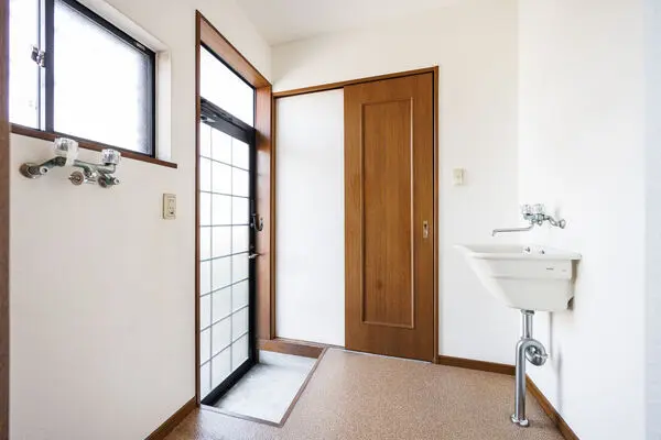 神奈川県横浜市戸塚区矢部町 一戸建て