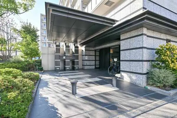 ヴィラーヌ川口ブライトヴィスタ