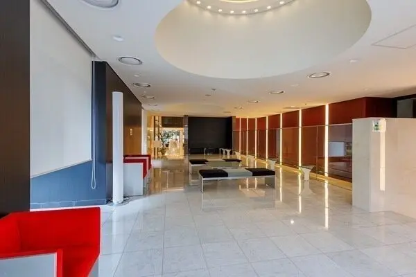 ザ・梅田タワー