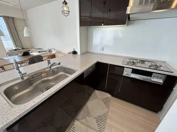 大阪ひびきの街ザ・サンクタスタワー