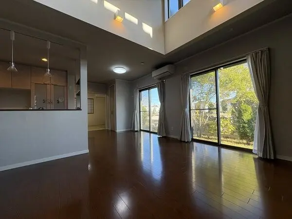 埼玉県草加市原町３丁目 一戸建て