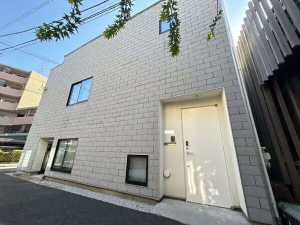 東京都渋谷区富ヶ谷２丁目 一戸建て