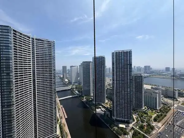 THE TOKYO TOWERS SEA TOWER