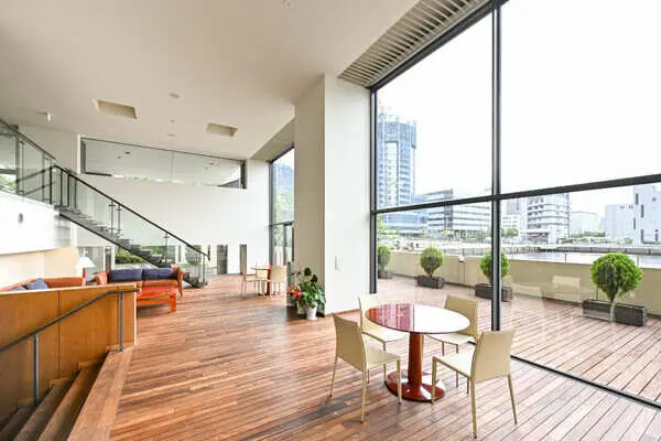 コスモ東京ベイタワー