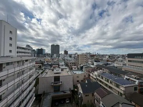 赤門ロイヤルハイツ