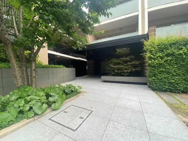 プラウド昭和楽園町テラス