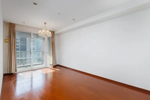 ザ・梅田タワー