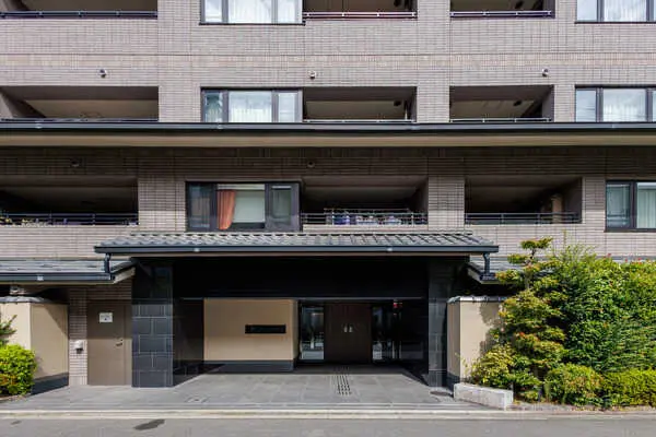 ザ・パークハウス御所西