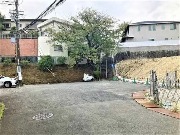 大阪府吹田市佐竹台６丁目 土地