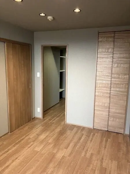 RICウエストコート3番街1番館