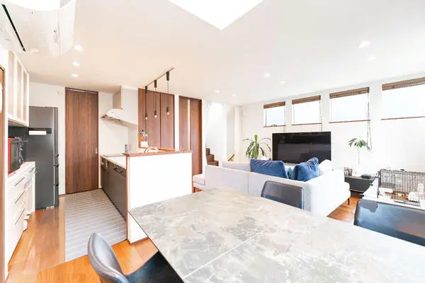 神奈川県川崎市高津区北見方１丁目 一戸建て