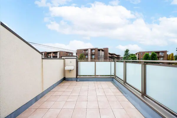 神奈川県横浜市青葉区あざみ野１丁目 一戸建て